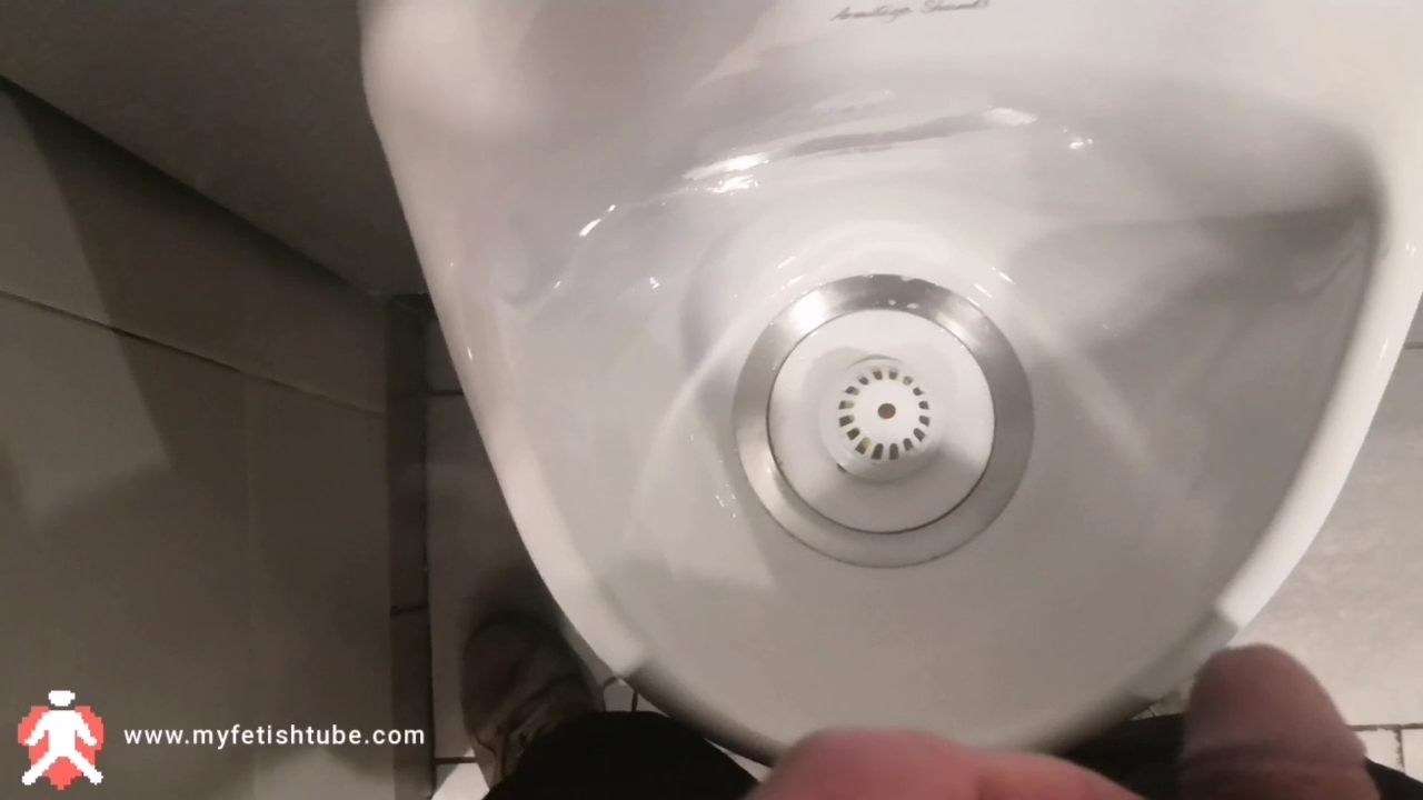 18+ Watch Fresh Hot Peeing Into A Mens Public Urinal