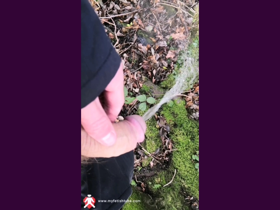 18+ Watch I Peed In The Woods